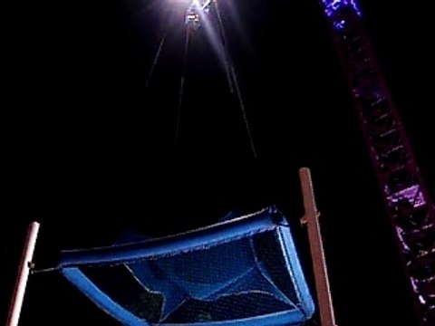 moi saut d'une grue sans elastique 40m de vide