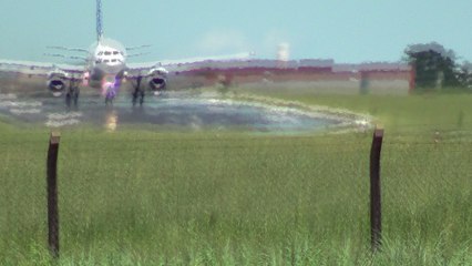 AIRBUS A319.  DECOLAGEM.
