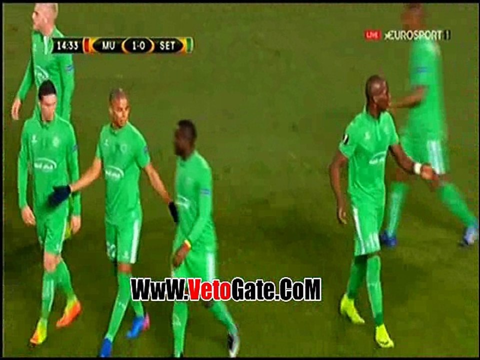 "إبراهيموفيتش" يتقدم بالهدف الاول لـ مانشستر يونايتد فى سانت إيتيان