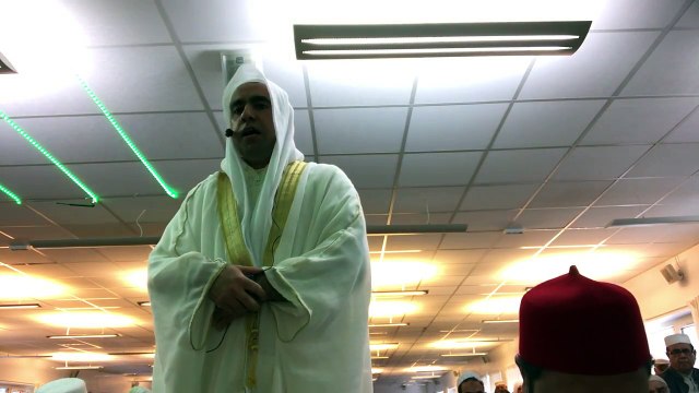 Kabe müezzini taklidi. Sheikh Ali Mullah makam Harameyn usulü kamet. Iqamah Al Salah. Metin Demirtas. Iqamat sheikh Ali Mullah. Sheikh Ali Mullah azan. Shekh Ali Mullah adzan. Best azan Ali Mulla. Iqamah and salah. The famous Muazzin Sheikh Ali Mullah.