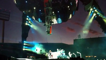 Muse - United States Of Eurasia - Santiago Estadio Nacional Julio Martínez Prádanos - 03/05/2011
