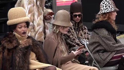 Marc Jacobs rend hommage au hip-hop à la Fashion Week