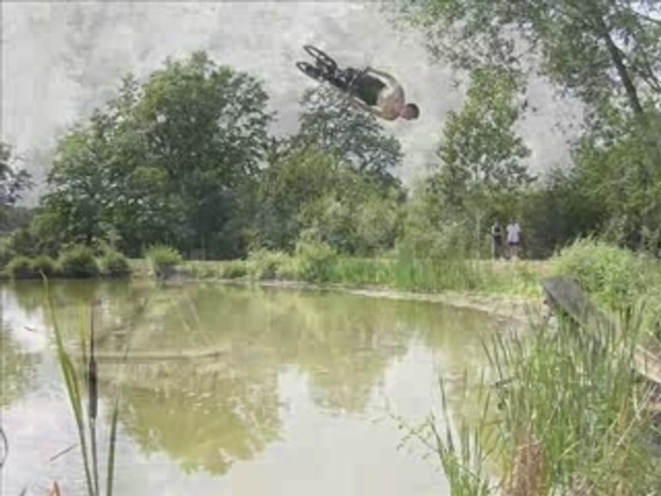 Trailer Water