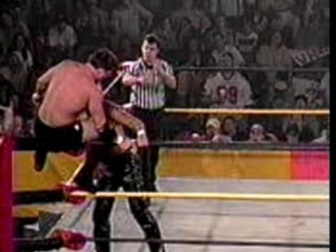 NWA-TNA - AJ Styles reverses Hurricanrana into Styles Clash