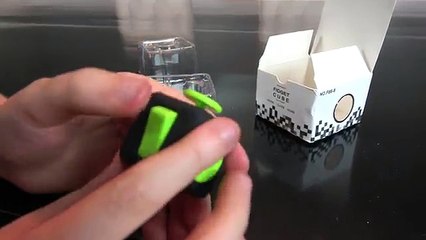 What's inside a Fidget Cube