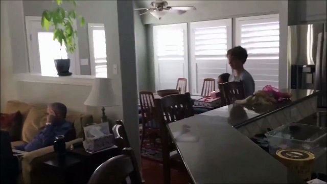 Quand t'accuses ta soeur de manière très injuste : FAIL GATEAU