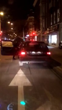 Road rage et course poursuite dans Amsterdam.. Dingue