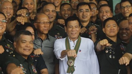 Duterte promete dimitir si se demuestra que ocultó millones en dinero "negro"
