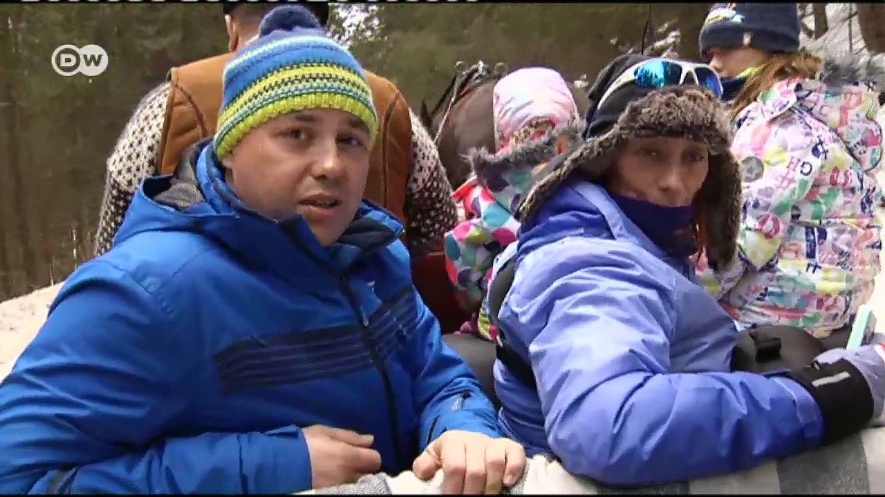 Mit dem Pferdeschlitten durch den Winter | Euromaxx