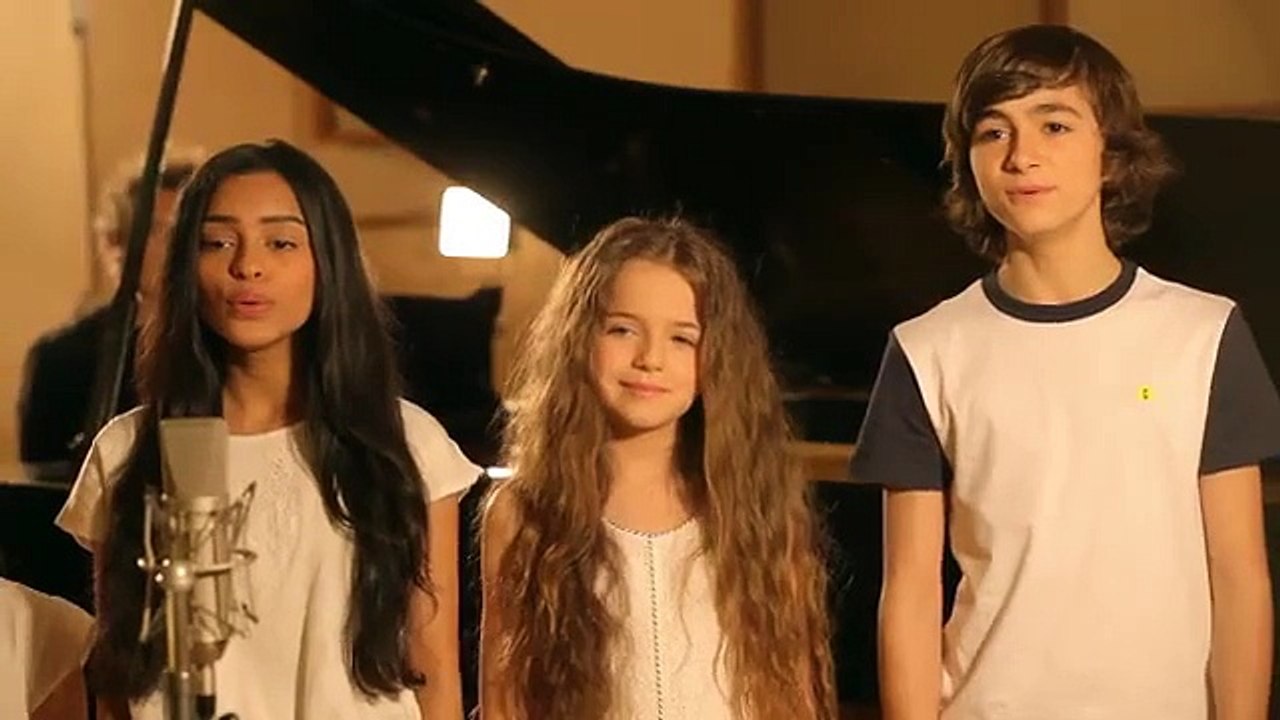 Kids United - LOiseau Et lEnfant (Acoustique - Officiel)