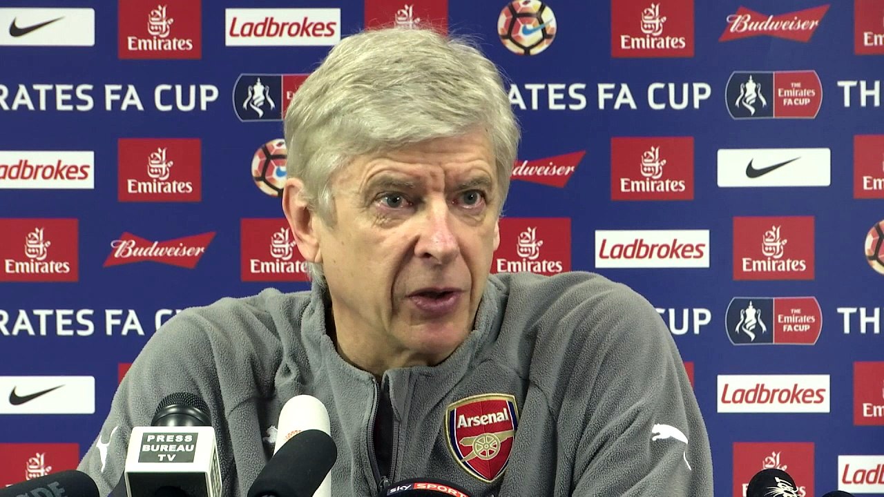 Wenger: 'I will manage next season, here or somewhere else'