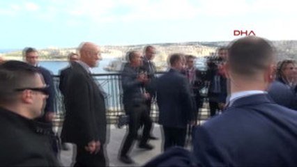 Başbakan Malta'da Yürüyüş Yaptı