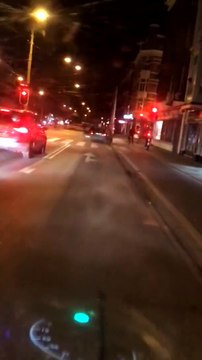 Violent road rage à Amsterdam entre un automobiliste français et un homme à scooter