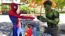 Spiderman & Frozen Elsa vs Maleficent Trap ! w/ Hulk, Olaf, Candy & Bubble Gum - Superhero