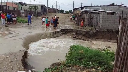 Inundaciones en Ecuador - sector Entre Rios