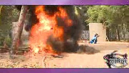 BOMB BLAST In Saath Nibhaana Saathiya - Gopi & Modi Family In DANGER