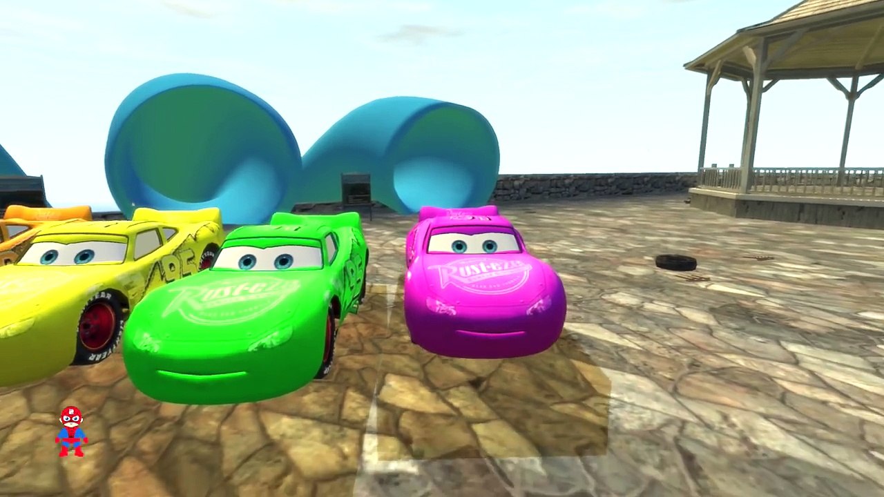 Spiderman Hulk Superman y Elsa Épica Moto Acrobacias Película de la Diversión y Rimas Un Superher