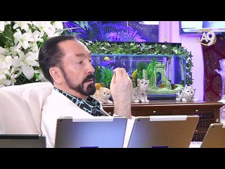 Adnan Oktar's live talk on A9 TV with simultaneous interpretation (28.01.2017)