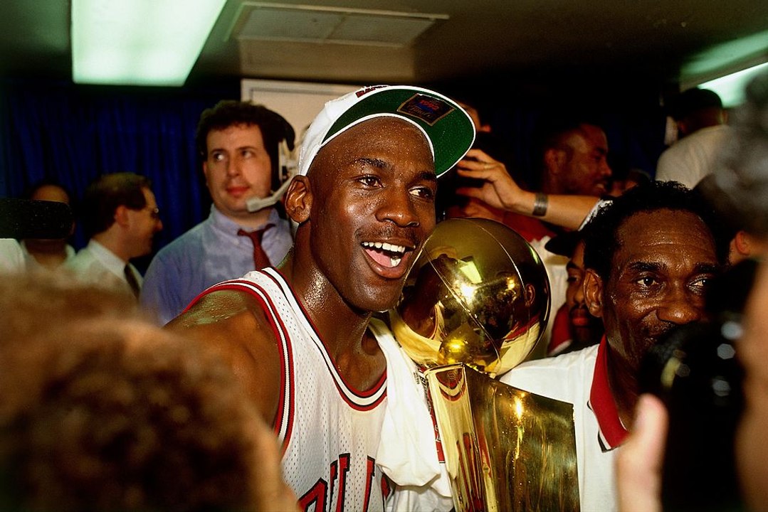 Twitter wishes 'His Airness' Michael Jordan a happy 54th birthday