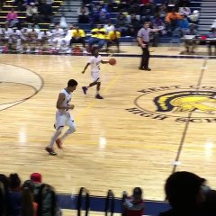 Un basketteur prend une technique pour avoir dansé devant son adversaire
