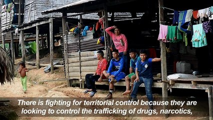 Displaced Colombian indigenous families struggle