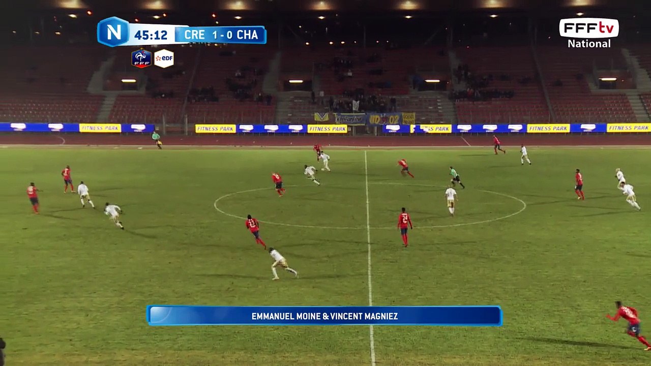 Petit ballon piqué mais hors cadre.