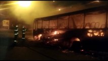 Ônibus é incendiado no bairro Vila Isabel, em Cariacica