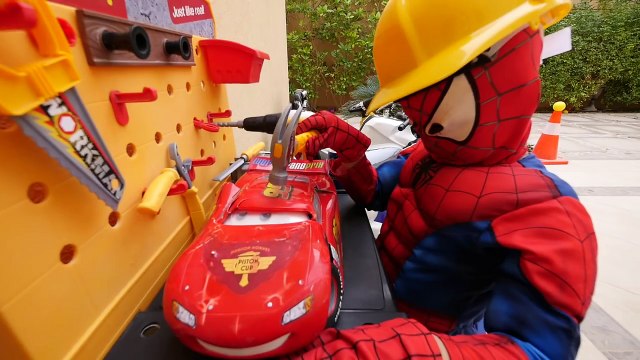 AMAZING PEPSI CHALLENGE! Movie Kids Toys w⁄ Spiderman, Hulk & Joker Coke Coca Cola FUN in Real Life