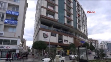Manavgat Avm'nin 7'nci Katından Düşüp Öldü