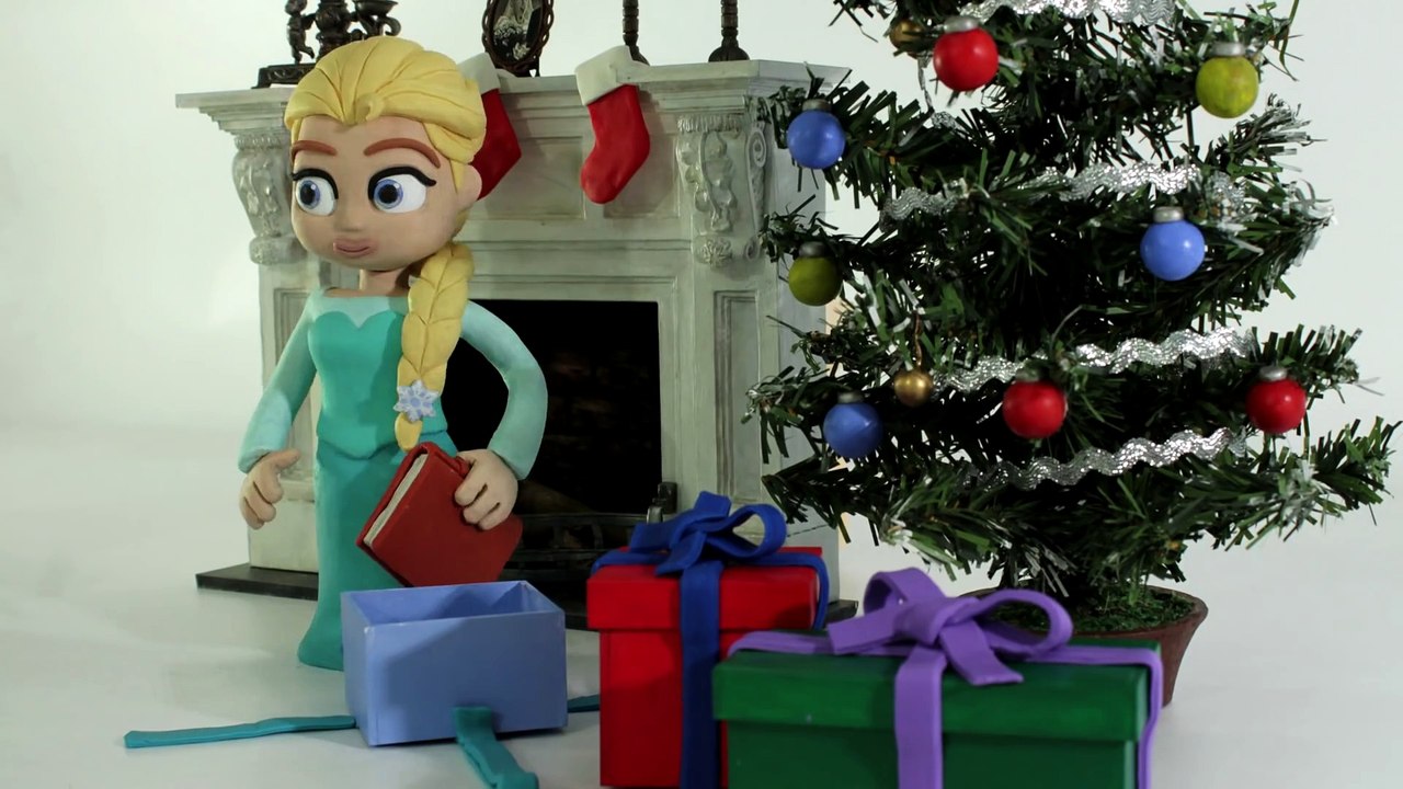 Frozen Elsa and the Magic Machine Gun   Frozen Play Doh Cartoon Stop Motion