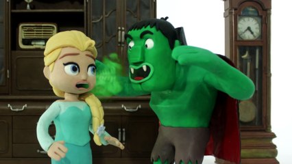 Frozen Elsa Bitten by DRACULA! (Halloween)  Frozen Play Doh Cartoon Stop Motion[1]
