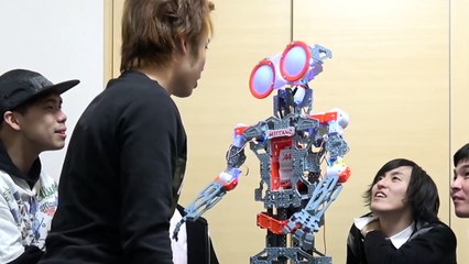 超高級ロボットが新メンバーになったが面白すぎたwww-BycAzmQ7IlY