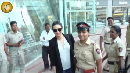 Karishma Kapoor At Grand Inauguration Of FLO Mumbai Magic Bazaar 2017