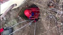 Eskişehir 3 Metrelik Kuyuya Düşen Yavru Köpeği Akut Ekibi 1 Saatte Kurtardı