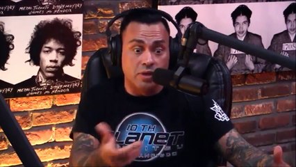 Joe Rogan -Hillary Clinton is an insane monster- - Downloaded from youpak.com