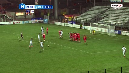 Coup franc assez bien tiré qui passe juste au dessus