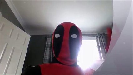 BATMAN vs DEADPOOL - Super Power Beat Down REACTION !!!