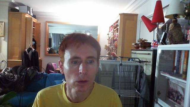 Wiwi égratigne pana dimineata d'Elena Gheorghe & JJ