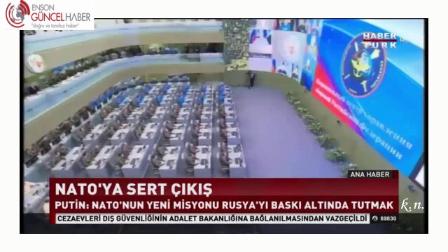Rus Savaş Uçakları ABD Savaş Gemileri üzerinde restleşme uçuşu yaptı