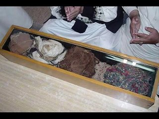 THE HOLY PROPHET MUHAMMAD P B U H ) Tooth_ Hair_ Sword