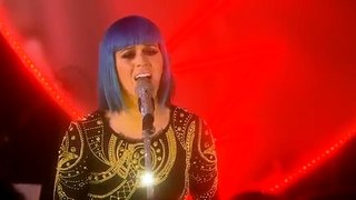 Katy Perry - Part of Me (LIVE)