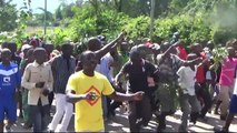 Thousands of Burundians protest peace talks