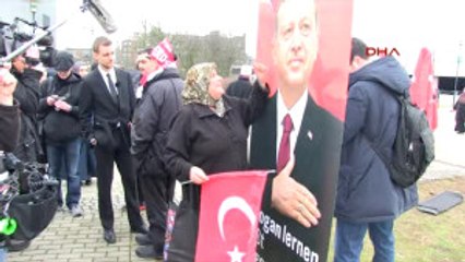 Başbakan Yıldırım Yabancı Düşmanlığı ve Islam Karşıtlığı Ile Mücadeleye Etkin Bir Şekilde Devam...