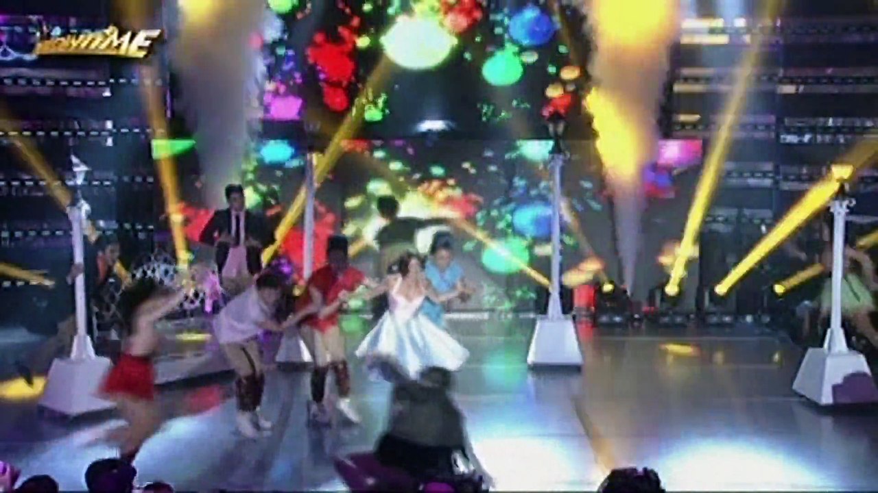 EC - 20170218-itsshowtime_Anne Curtis, may pasabog na birthday performance para sa madlang people (1.1)