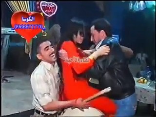 Arap zengınleri düğününde kızlar kurtlarını döküyor en güzel oyunlarını oynuyorlar