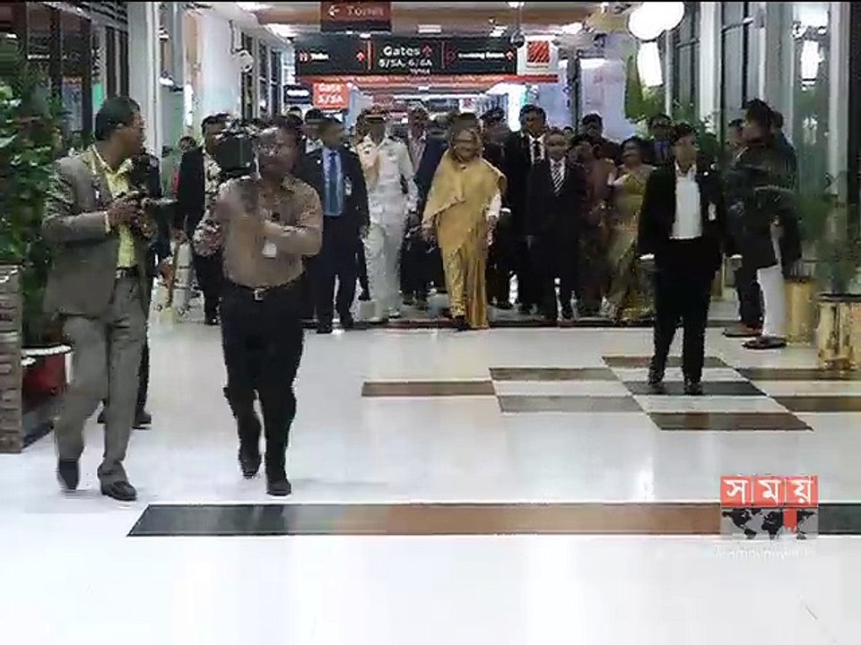 চার দিনের সফর শেষে দেশে ফিরলেন প্রধানমন্ত্রী