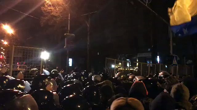 Первые столкновения на майдане. 19,02,2017