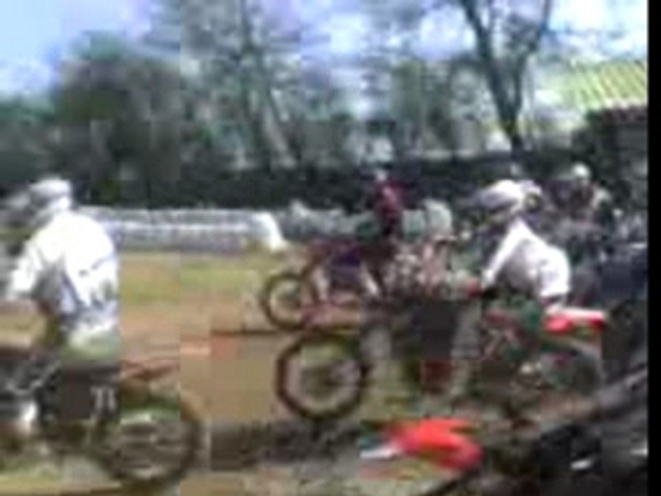 Cross La charité 09.04.07 (6)