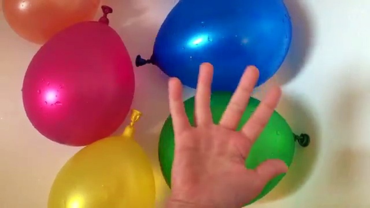 5 Wet Colours Face Balloons - Learn colors water balloon Finger Family nursery rhymes comp