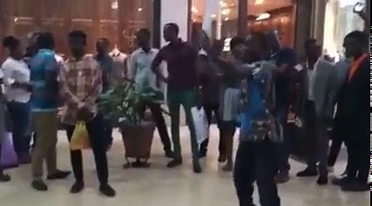 Gymnastic live drawing's demontration ft no featured artist - Realpen pencil